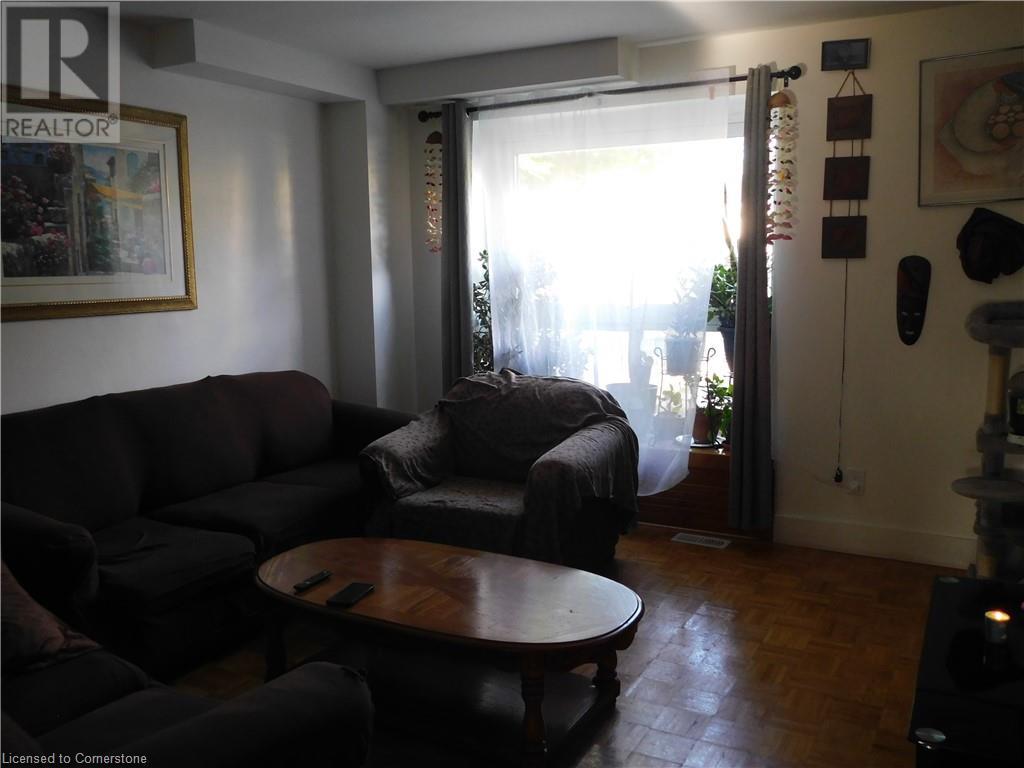 408 East 21st Street, Hamilton, Ontario  L8V 2V2 - Photo 6 - 40744327