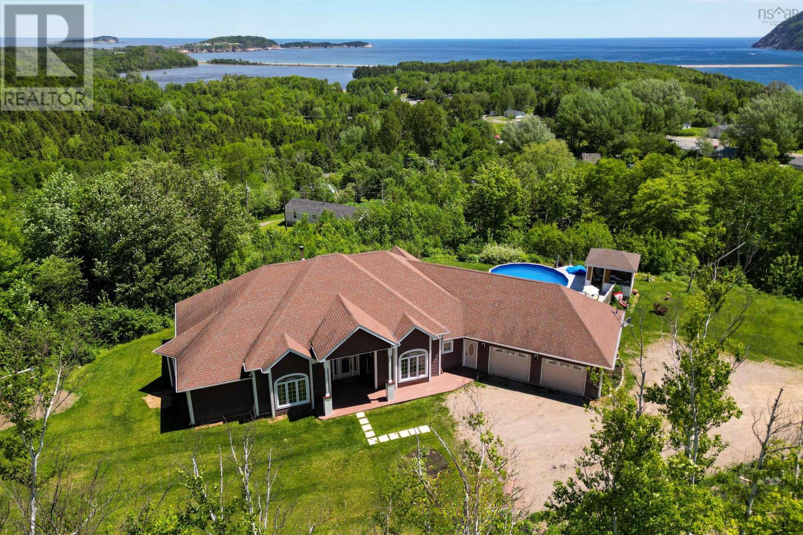 50 Water Tower Road, Ingonish, Nova Scotia  B0C 1K0 - Photo 2 - 202508315