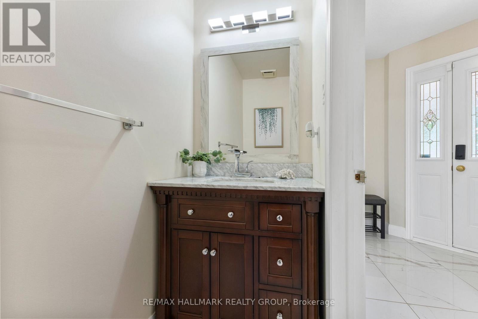 Property at 19 NOTMAN WAY image 3
