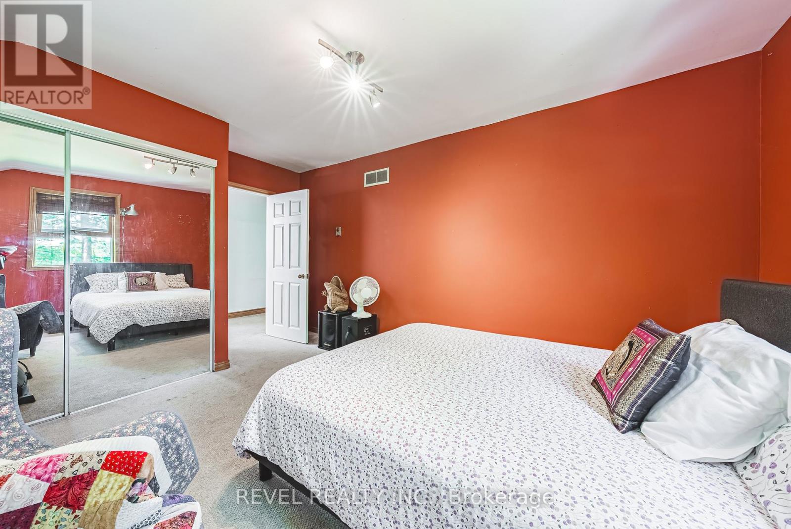 2156 Lower Base Line, Oakville, Ontario  L6M 4G1 - Photo 34 - W12244034