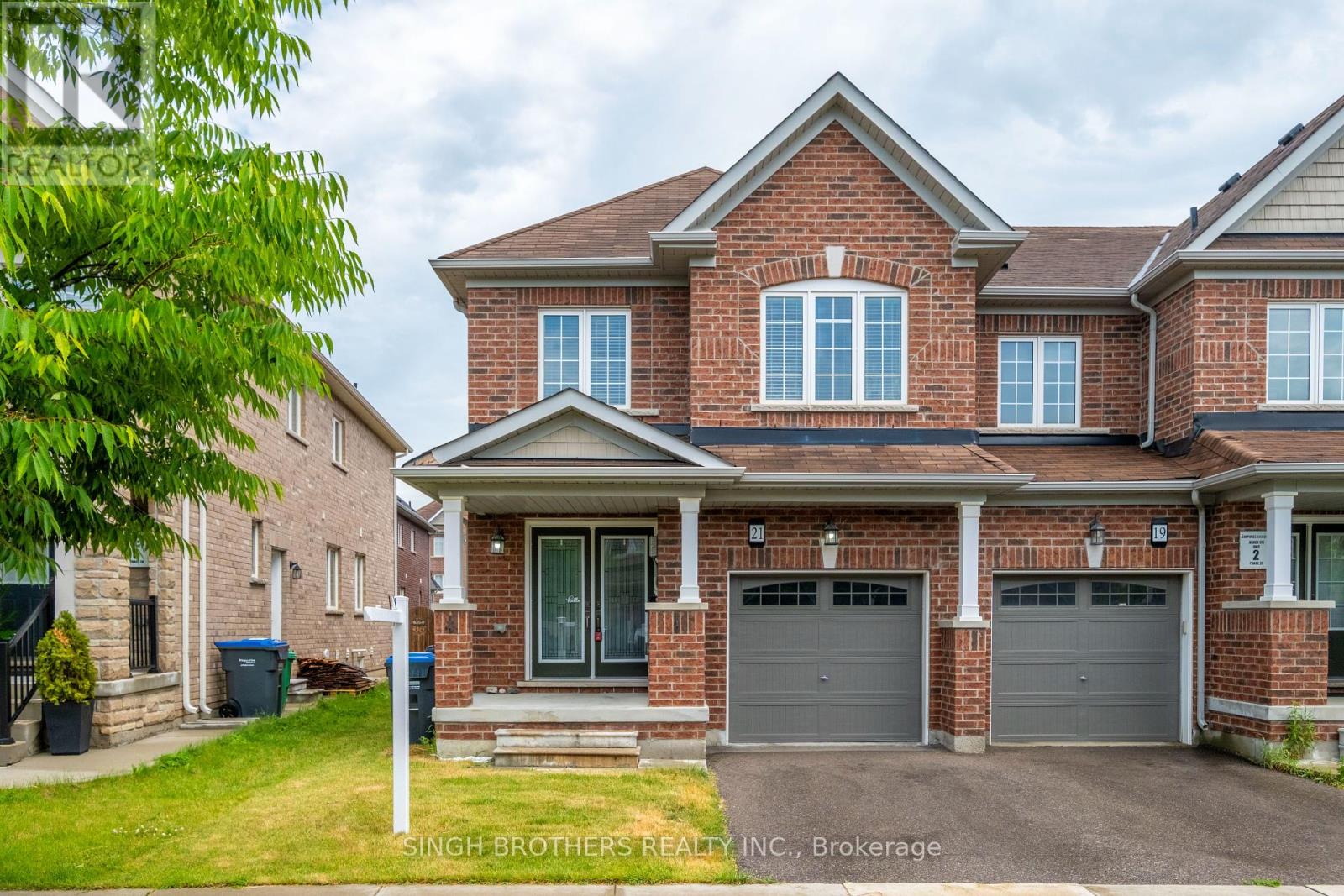 Property at 21 HOOVER ROAD image 1