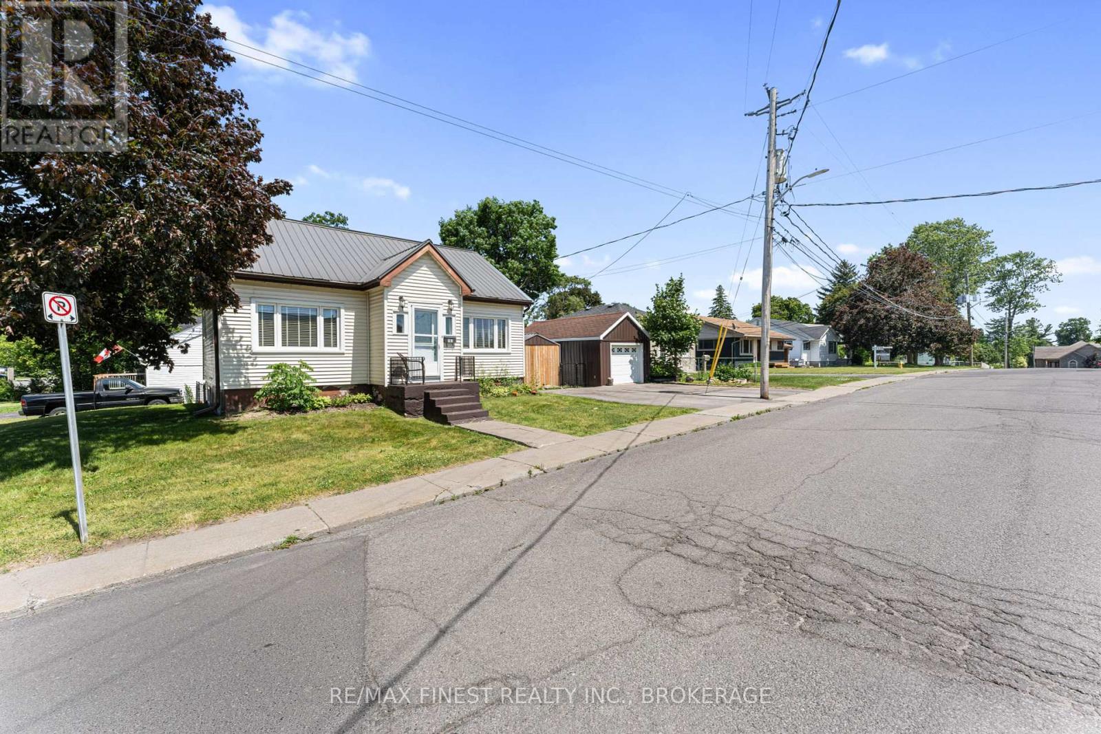 Property at 181 YORK STREET image 2