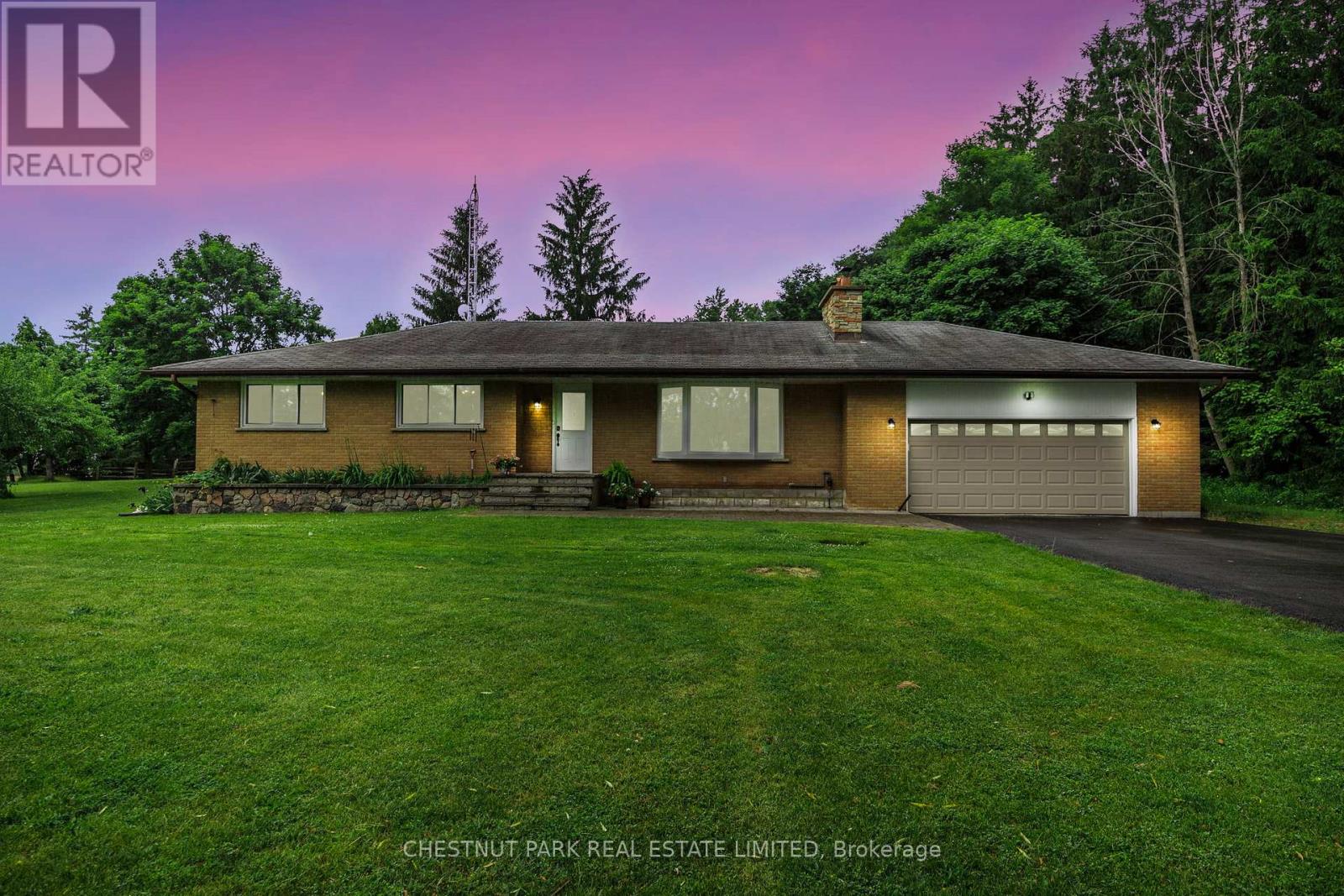 Property at 5102 TRAFALGER ROAD N image 1