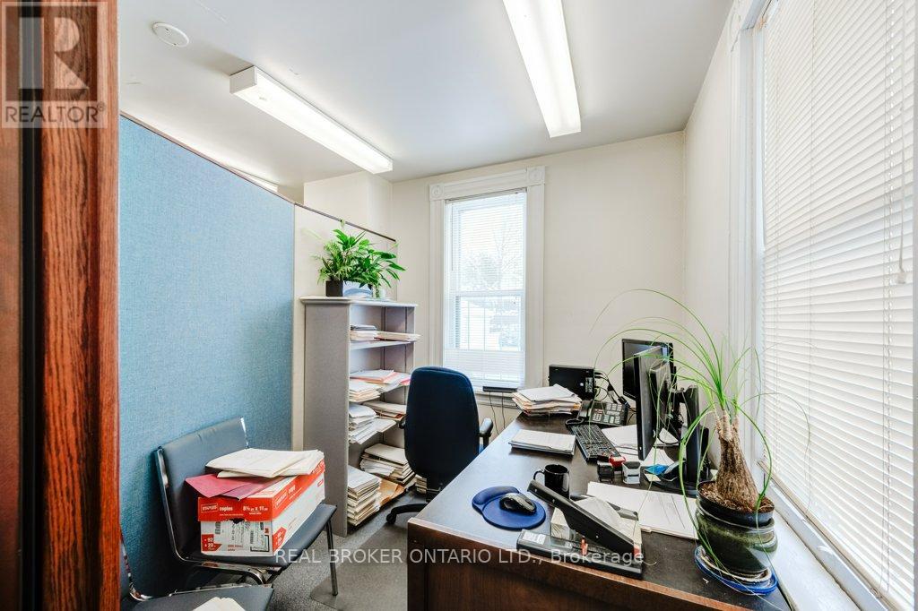 119 Water Street S, St. Marys, Ontario  N4X 1C9 - Photo 13 - X12243996