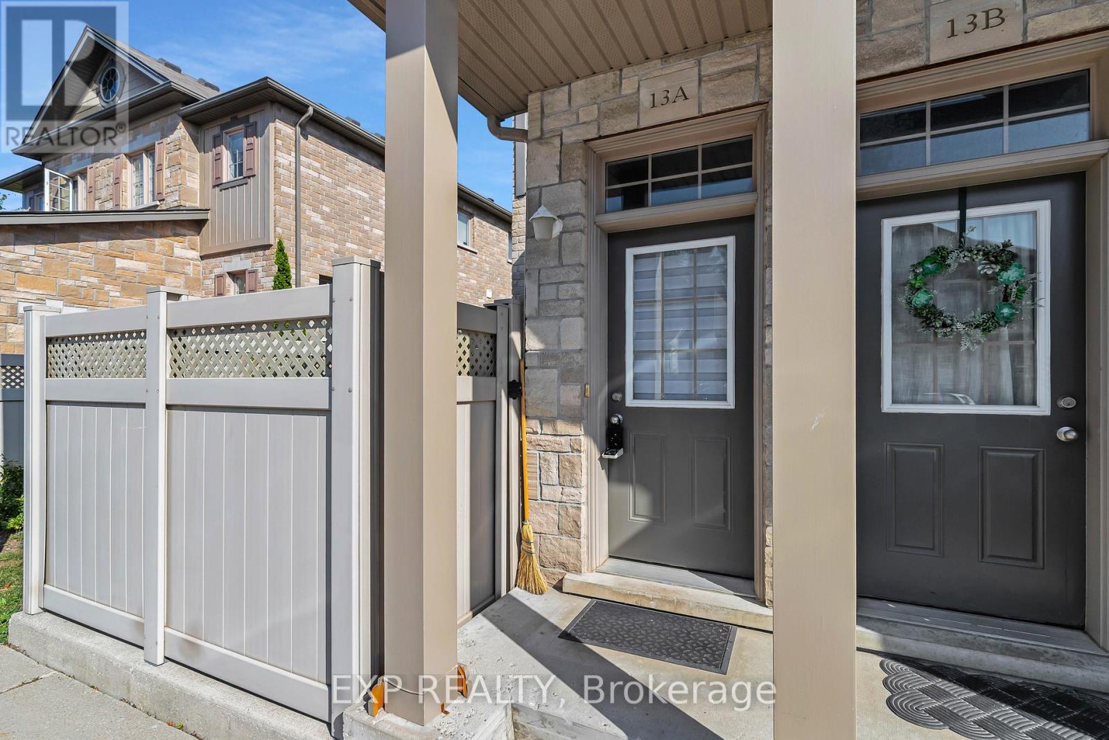 Property at 13A - 931 GLASGOW STREET image 5