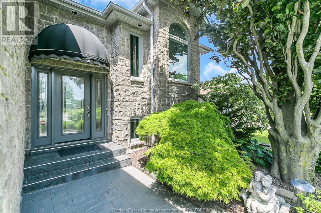 Property at 11977 SHIFF image 3