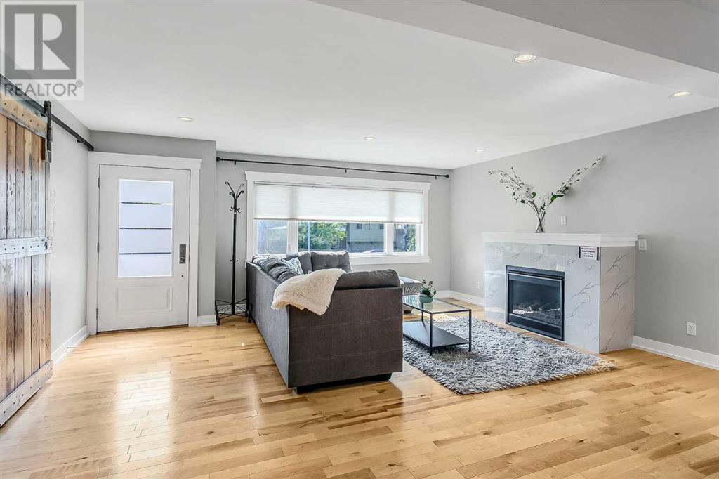 Property at 413 Astoria Crescent SE image 3
