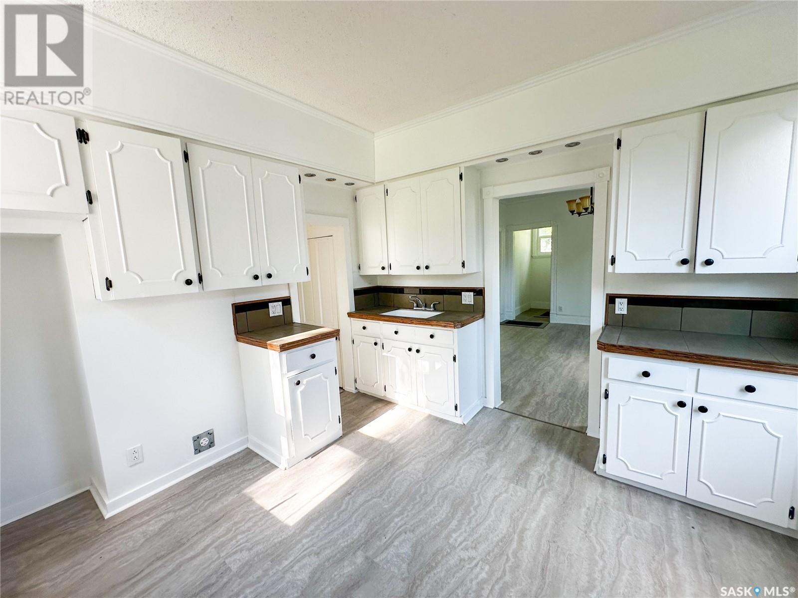 50 Assiniboia Avenue, Yorkton, Saskatchewan  S3N 1N6 - Photo 15 - SK010699