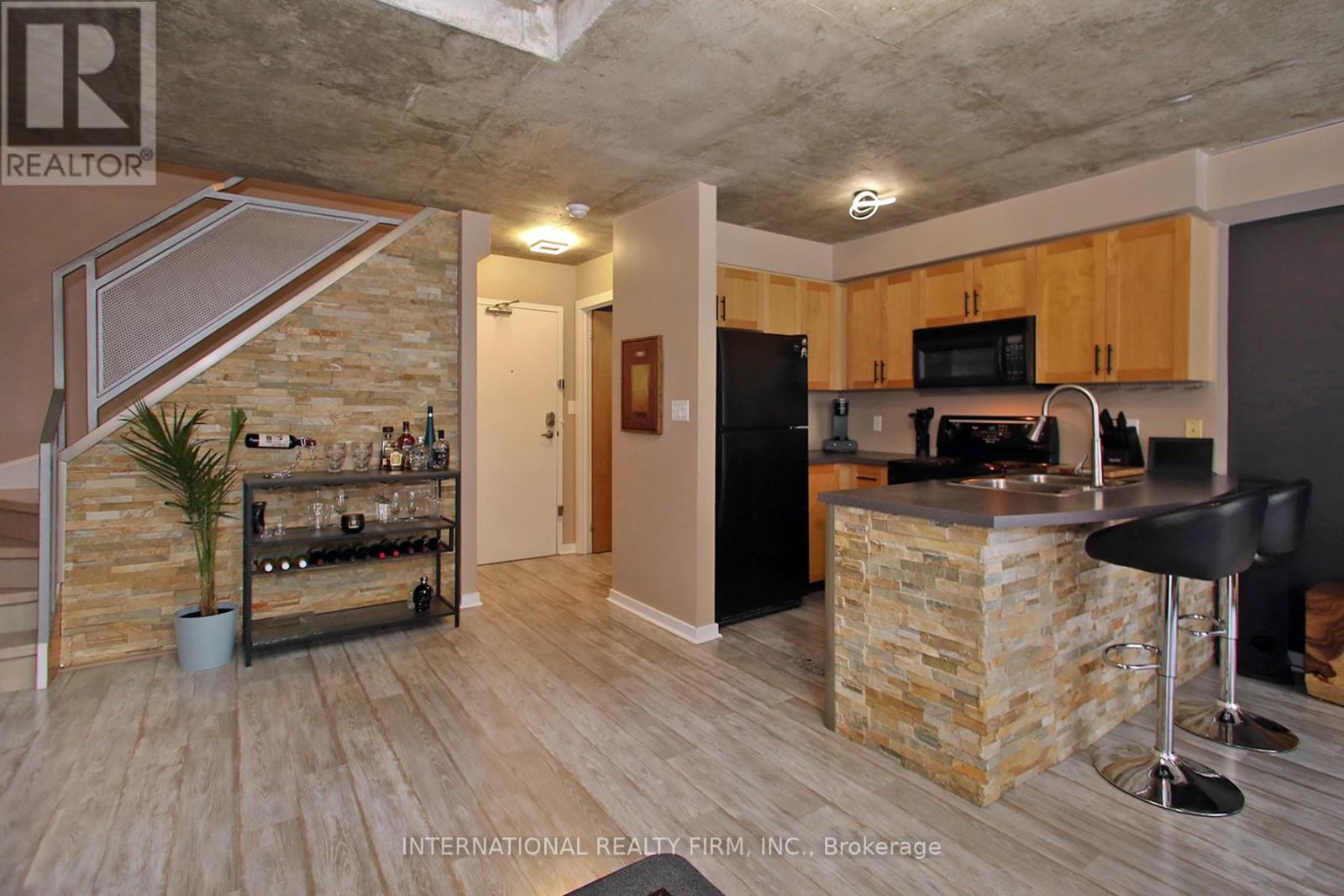 408 - 800 King Street W, Toronto, Ontario  M5V 3M7 - Photo 3 - C12244187