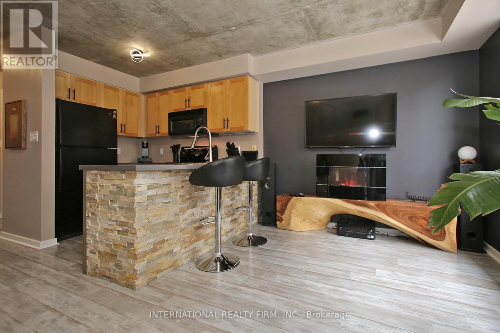 408 - 800 King Street W, Toronto, Ontario  M5V 3M7 - Photo 5 - C12244187