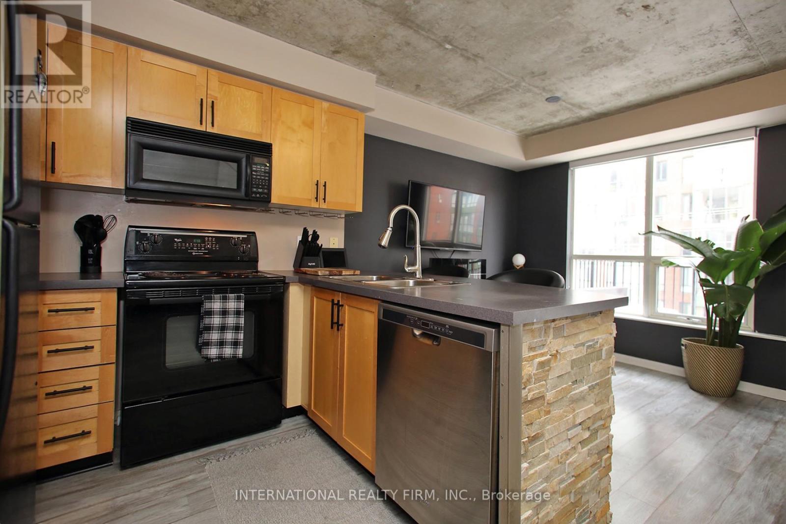 408 - 800 King Street W, Toronto, Ontario  M5V 3M7 - Photo 6 - C12244187