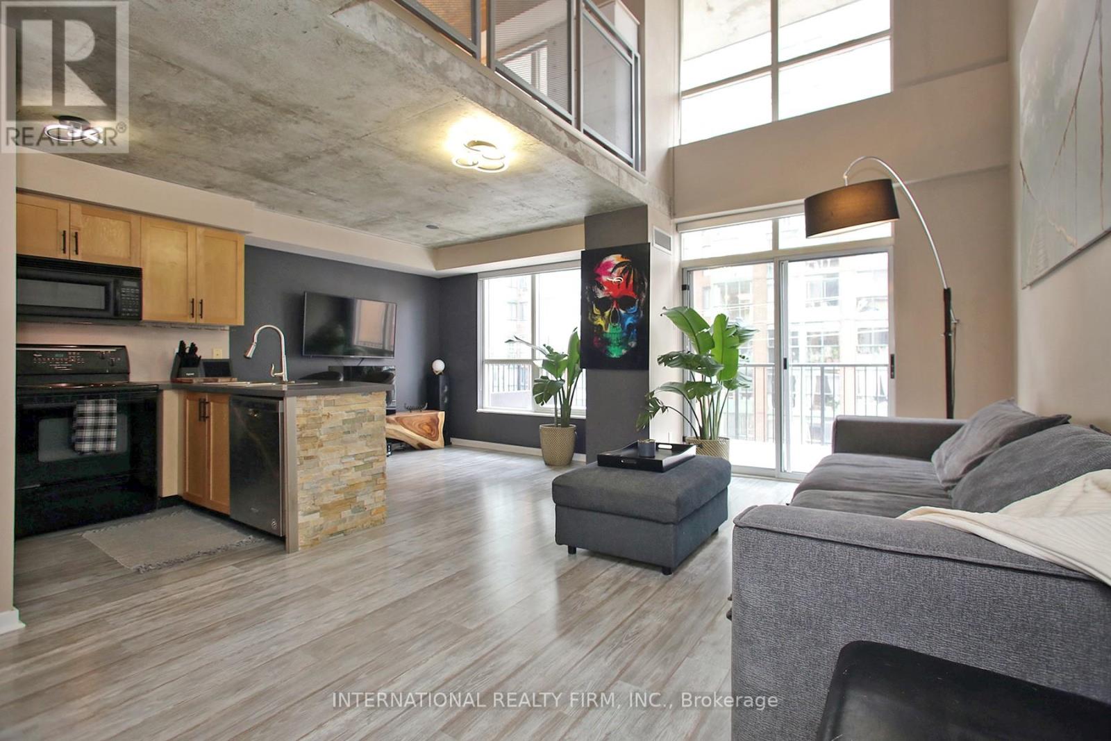 408 - 800 King Street W, Toronto, Ontario  M5V 3M7 - Photo 8 - C12244187
