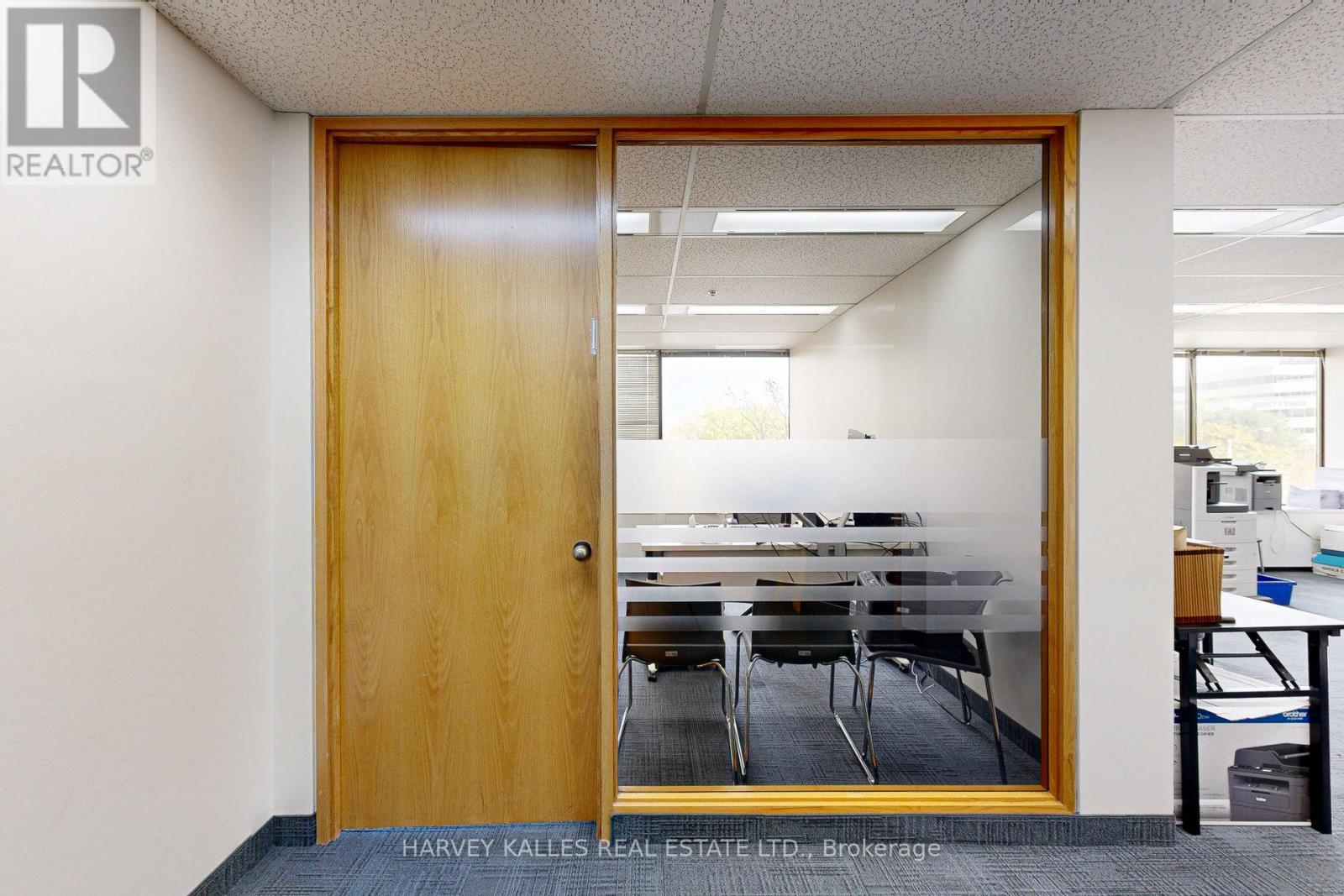 302 - 45 Sheppard Avenue E, Toronto, Ontario  M2N 5N1 - Photo 5 - C12244219