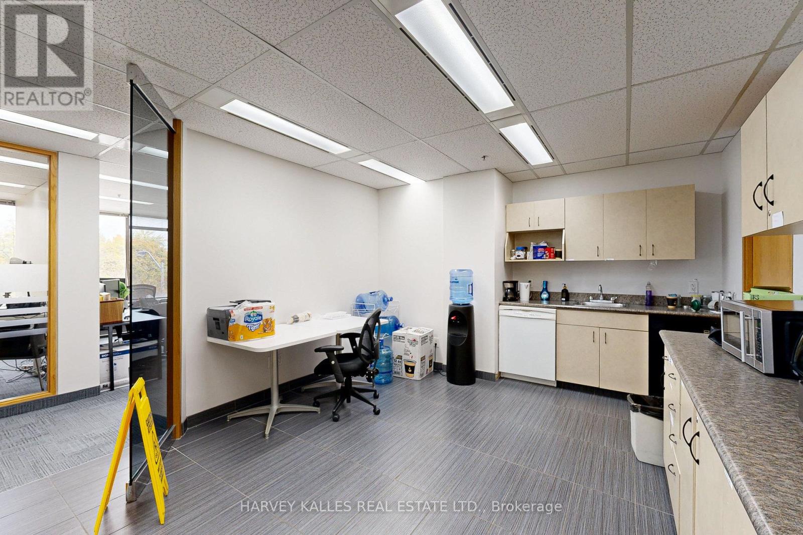 302 - 45 Sheppard Avenue E, Toronto, Ontario  M2N 5N1 - Photo 6 - C12244219