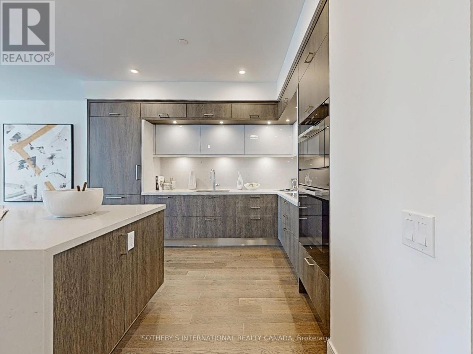 518 - 30 Inn On The Park Drive, Toronto, Ontario  M3C 0P7 - Photo 14 - C12244249