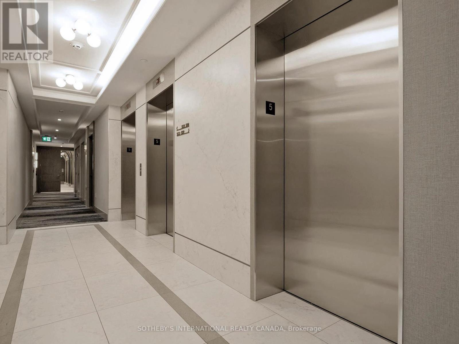 518 - 30 Inn On The Park Drive, Toronto, Ontario  M3C 0P7 - Photo 39 - C12244249