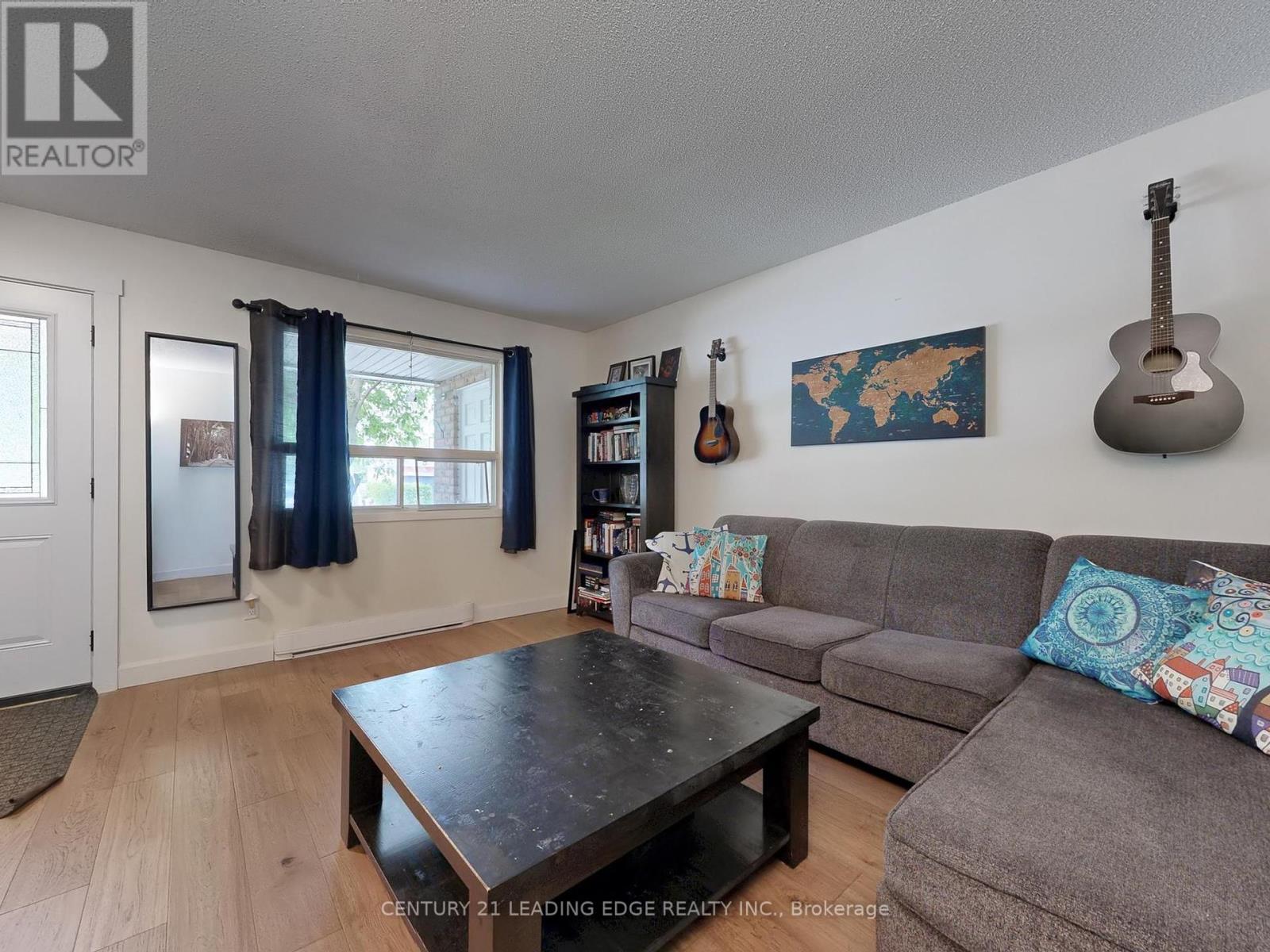 Property at 255 CEDARHOLME AVENUE image 4
