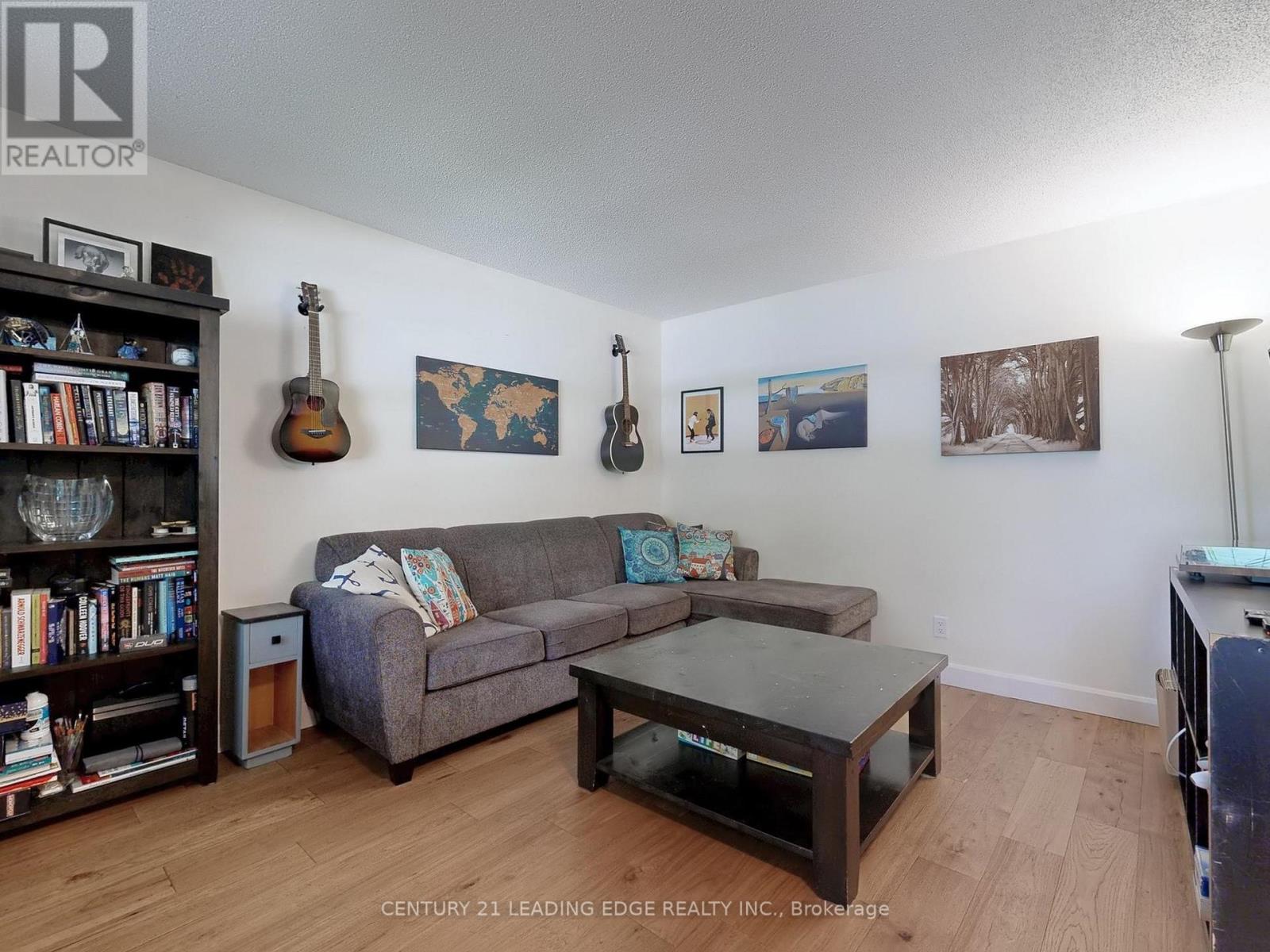 Property at 255 CEDARHOLME AVENUE image 5
