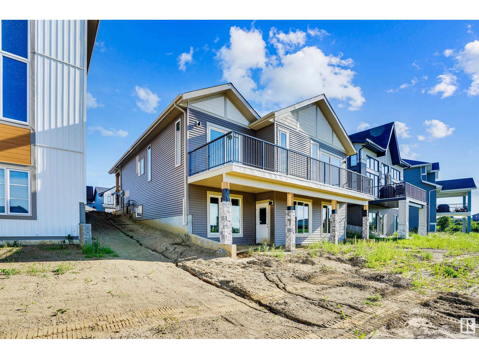 Property at 27 ROSEWOOD WY image 4