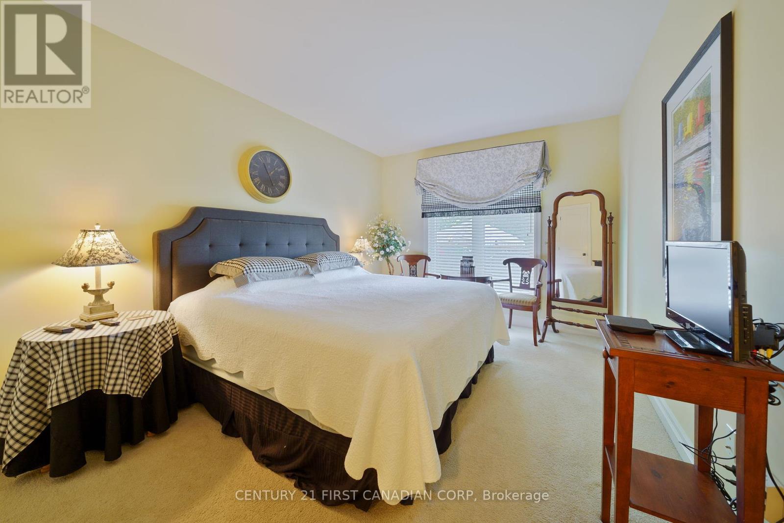 2091 Valleyrun Boulevard, London North, Ontario  N6G 5M7 - Photo 20 - X12244291
