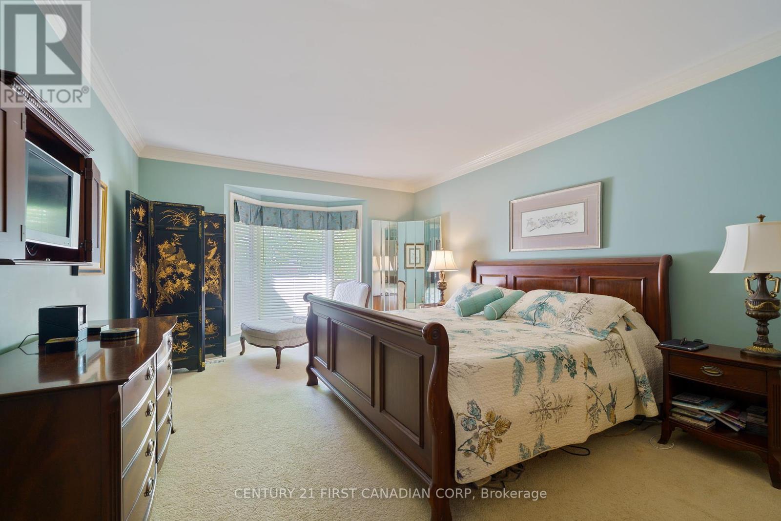 2091 Valleyrun Boulevard, London North, Ontario  N6G 5M7 - Photo 23 - X12244291