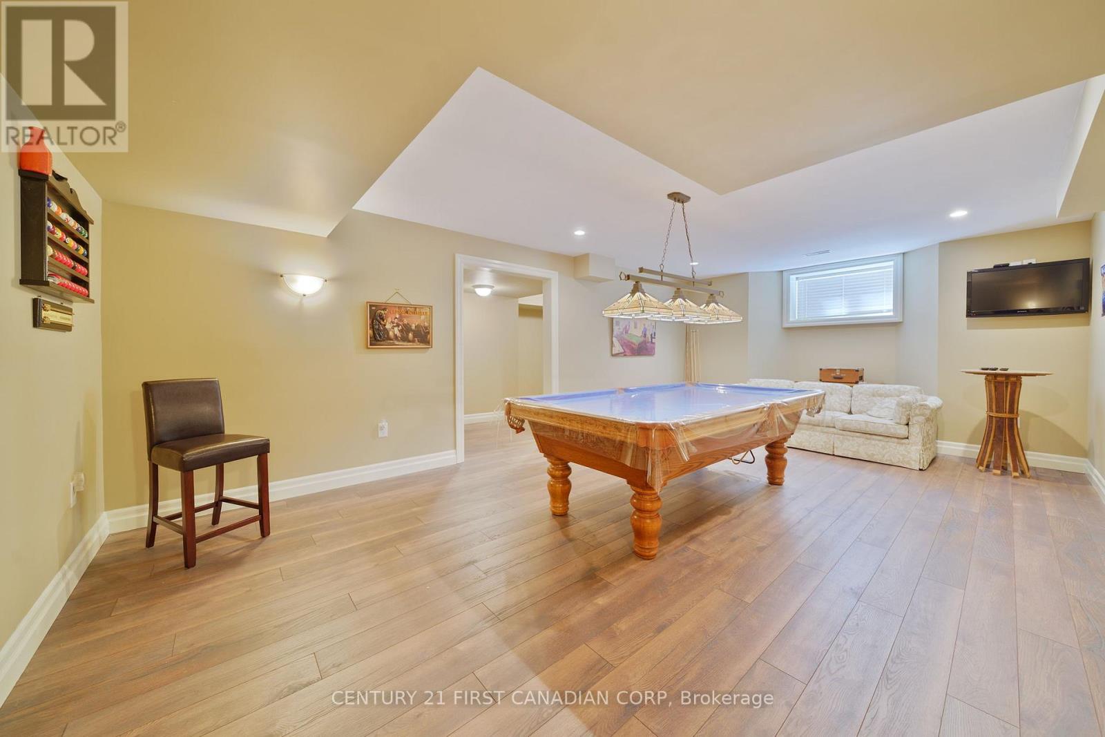 2091 Valleyrun Boulevard, London North, Ontario  N6G 5M7 - Photo 36 - X12244291