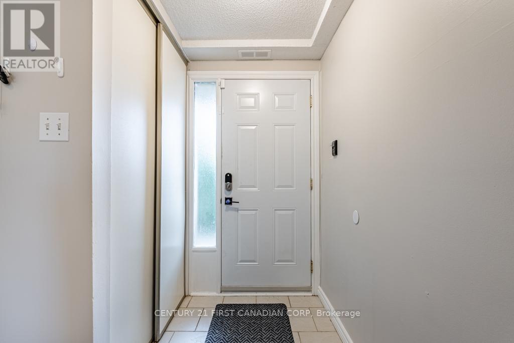 Property at 1252 LIMBERLOST ROAD image 4