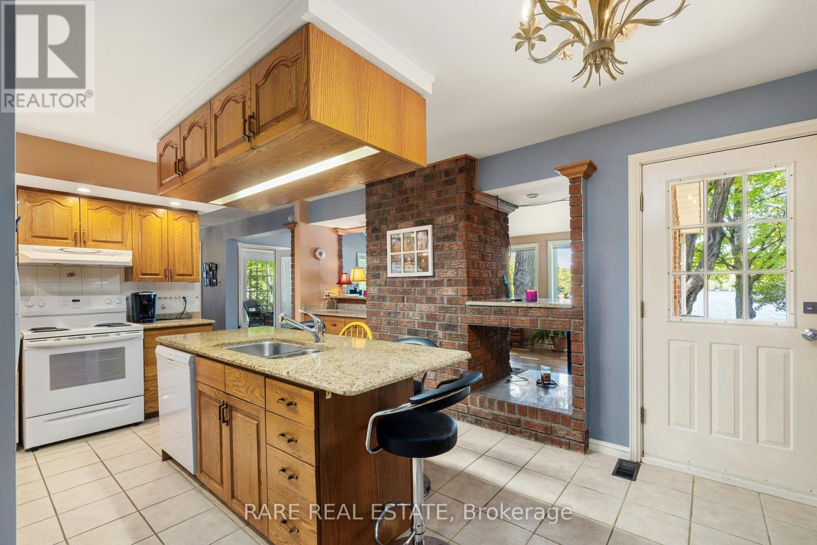 1047 Country Lane, Frontenac, Ontario  K0H 2P2 - Photo 13 - X12098332