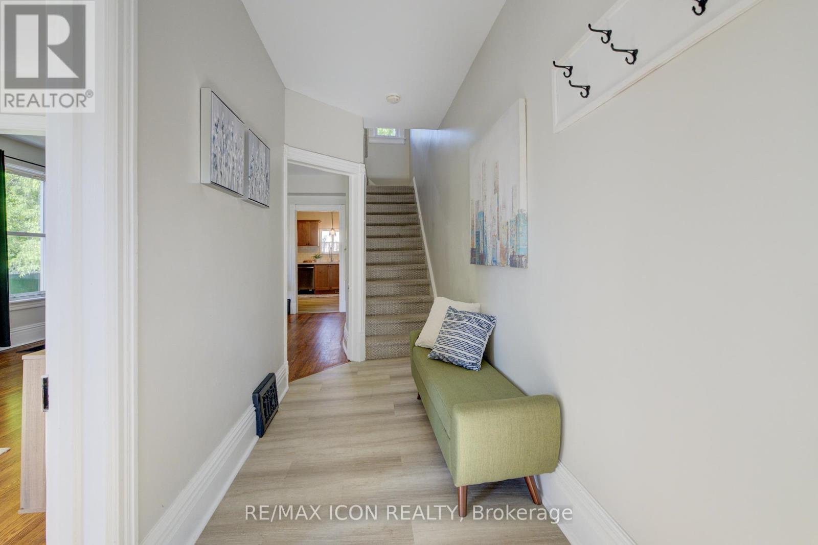Property at 81 GEORGE STREET N image 5