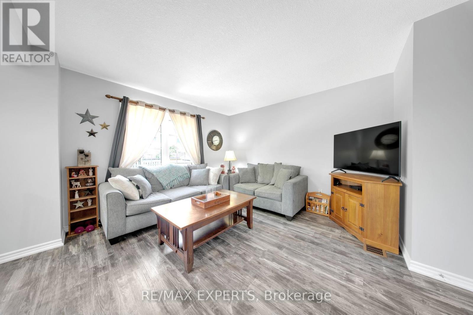 150 Marion Street, Shelburne, Ontario  L9V 3C1 - Photo 7 - X12244231