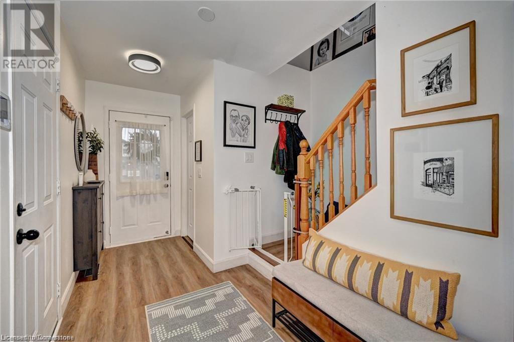 Property at 19 SOFRON Drive image 4