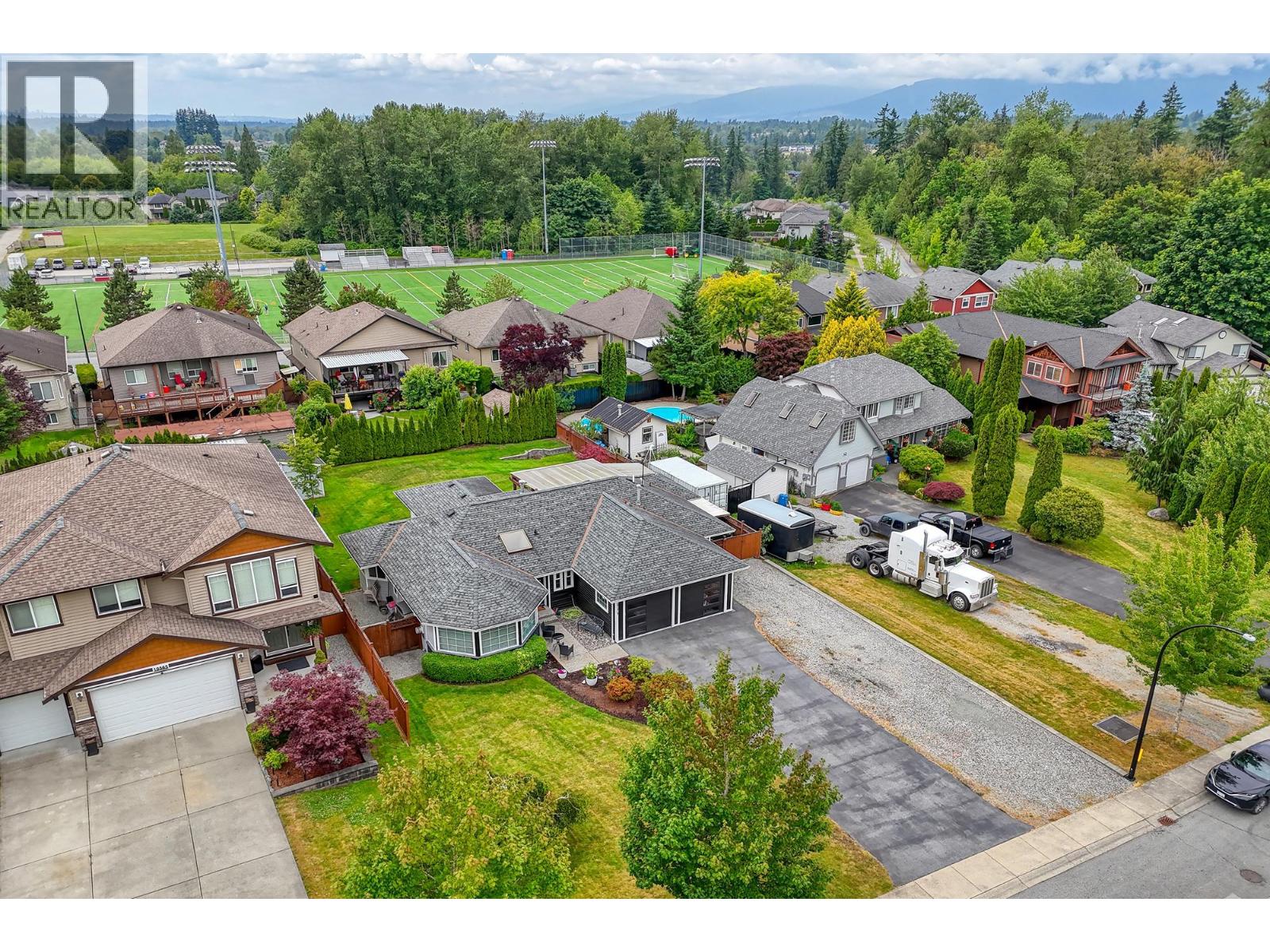 10579 245b Street, Maple Ridge, British Columbia  V2W 1G5 - Photo 38 - R3019246