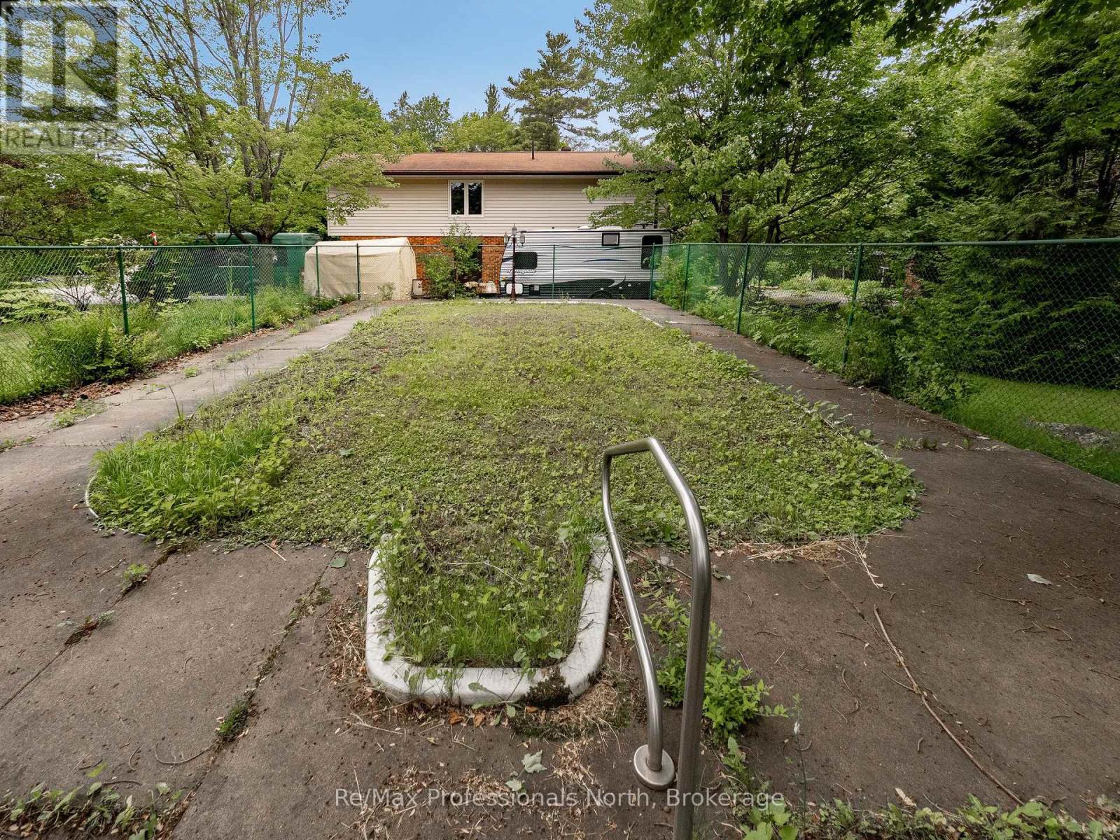 600 David Street, Gravenhurst, Ontario  P1P 1M2 - Photo 34 - X12239979
