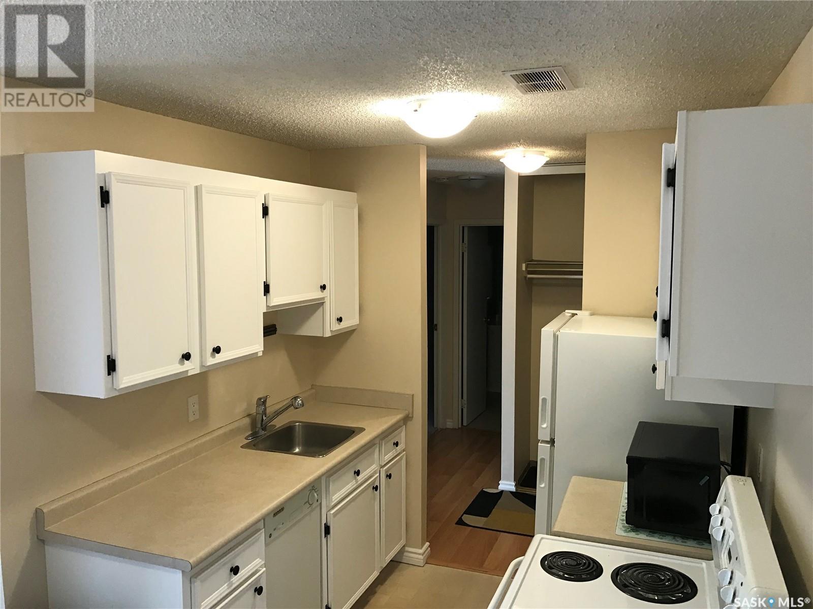 Property at 312 4230 Degeer STREET image 4