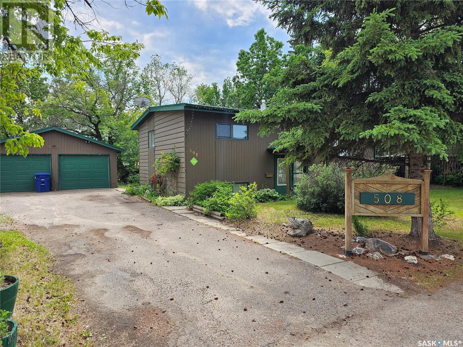 Property at 508 5th AVENUE W image 1