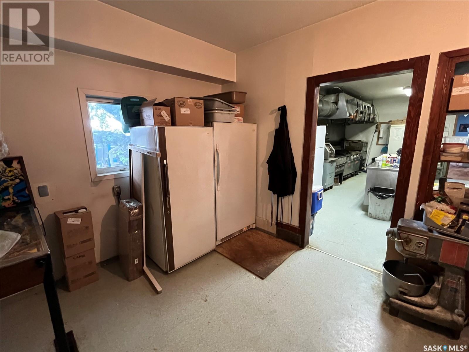 108 1st Avenue W, Lintlaw, Saskatchewan  S0A 2H0 - Photo 10 - SK010559