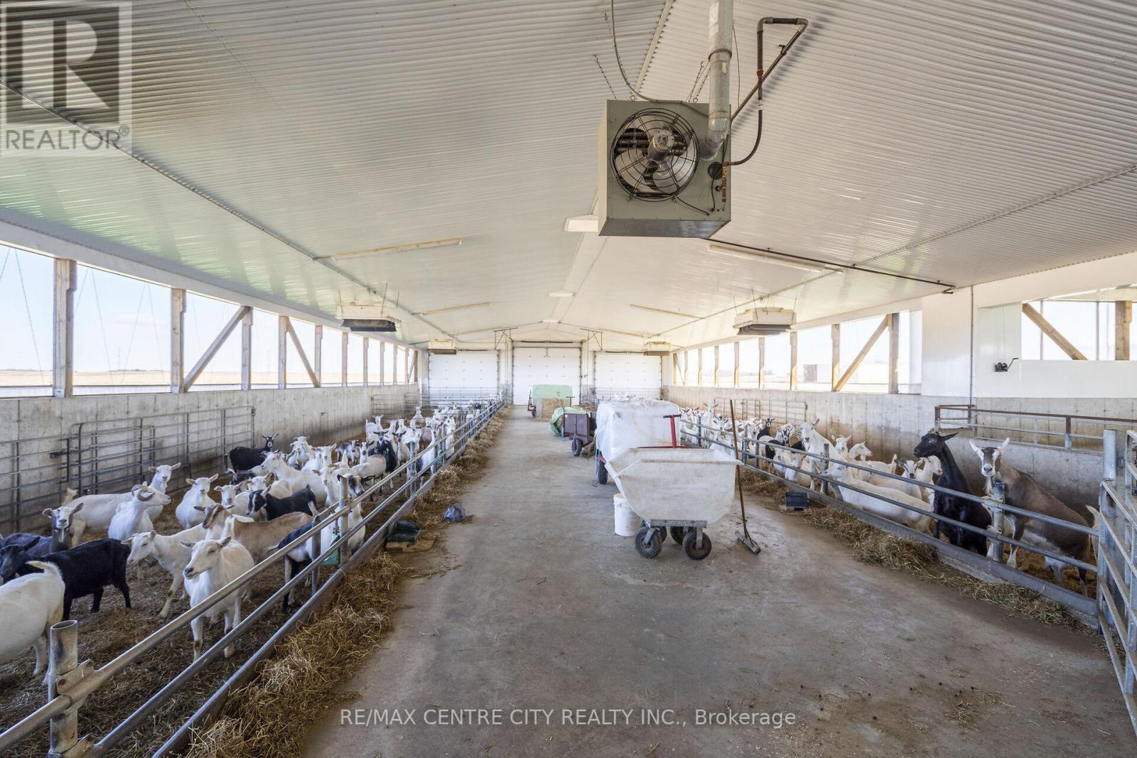 47200 Mapleton Line, Malahide, Ontario  N5H 2R6 - Photo 22 - X12142871