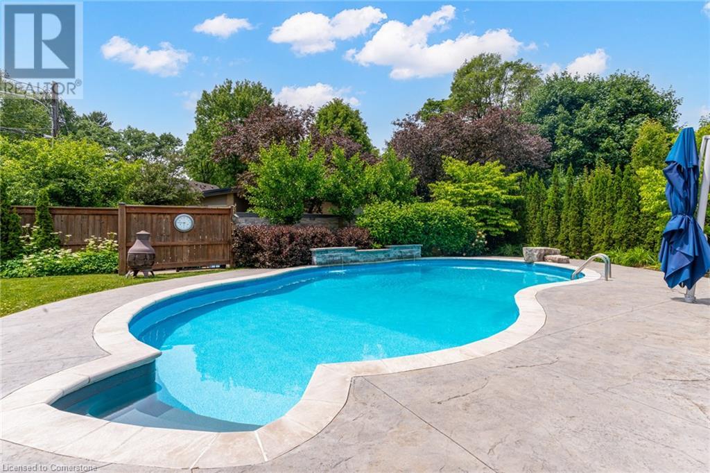 Property at 175 OAKHILL Place image 4