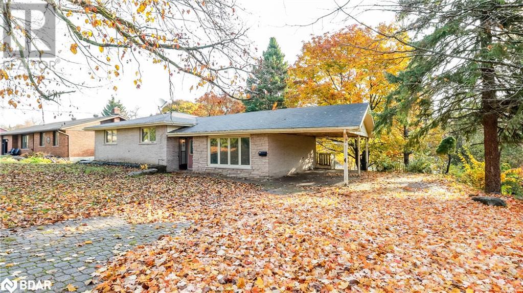 18 Kennedy Drive, Fenelon Falls, Ontario  K0M 1N0 - Photo 1 - 40744602