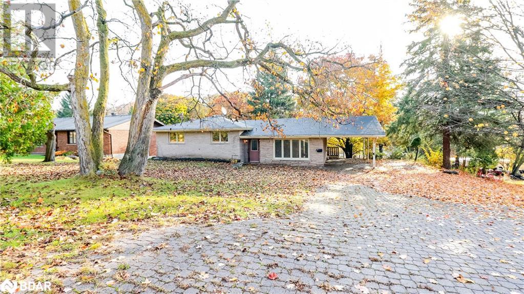 18 Kennedy Drive, Fenelon Falls, Ontario  K0M 1N0 - Photo 2 - 40744602