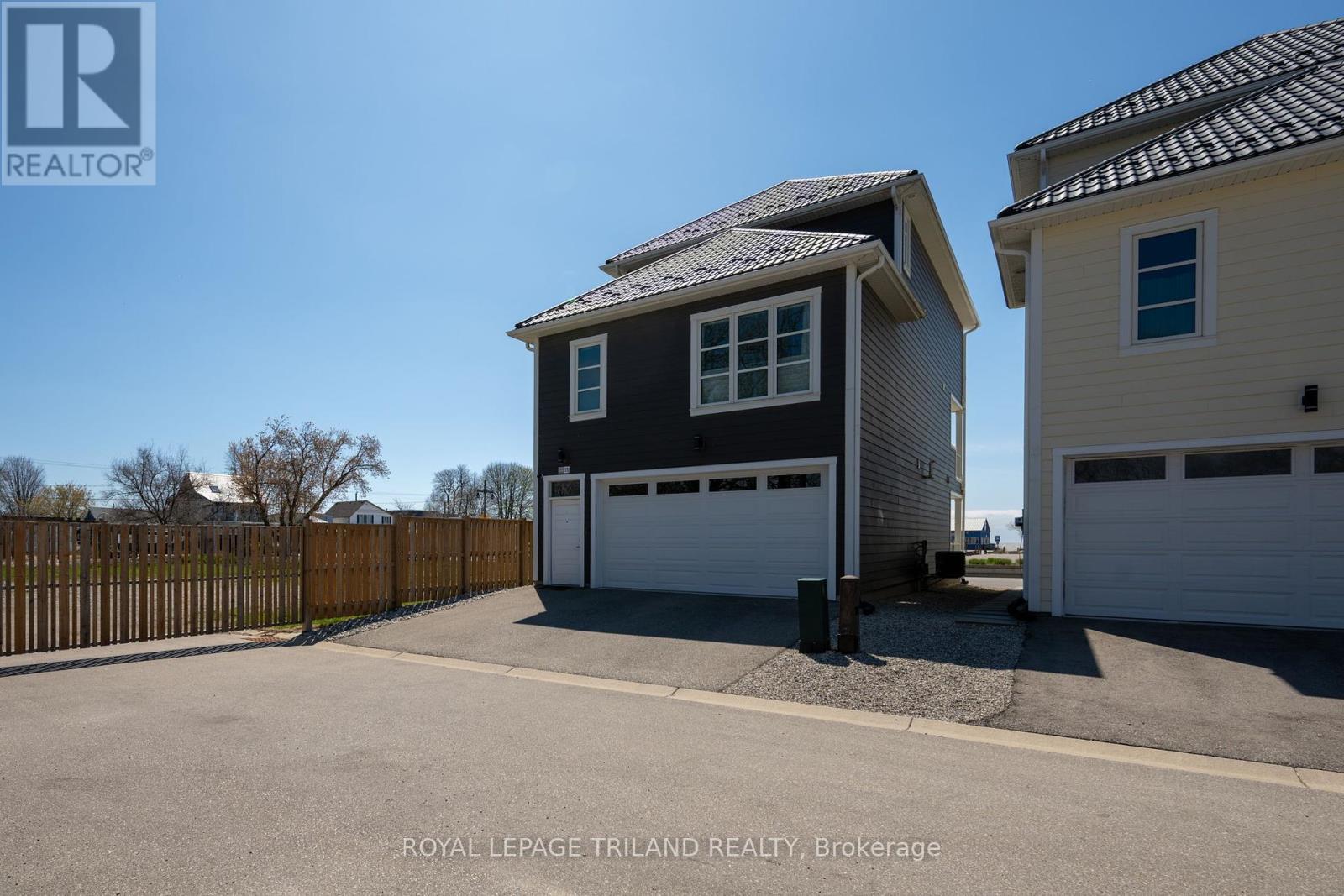 15 - 355 Edith Cavell Boulevard, Central Elgin, Ontario  N5L 0A3 - Photo 43 - X12244401