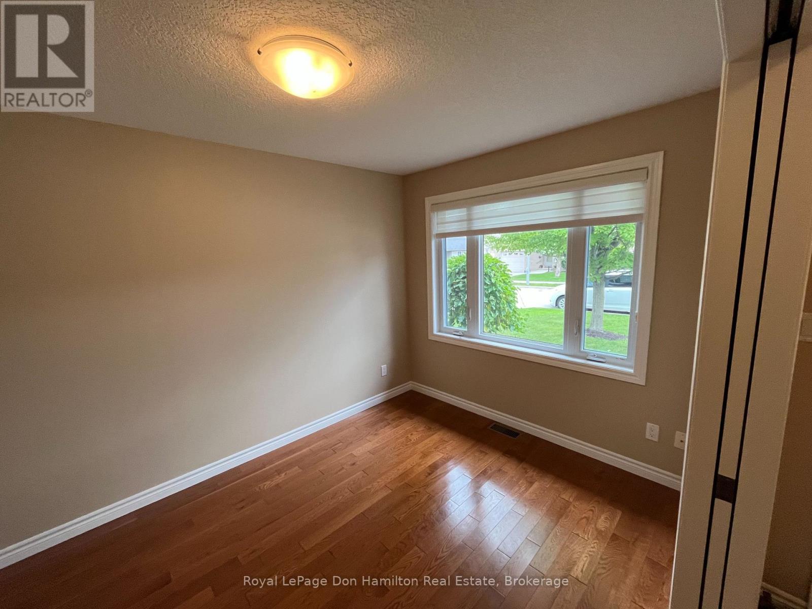 410 Danby Street E, North Perth, Ontario  N4W 0A8 - Photo 4 - X12102645