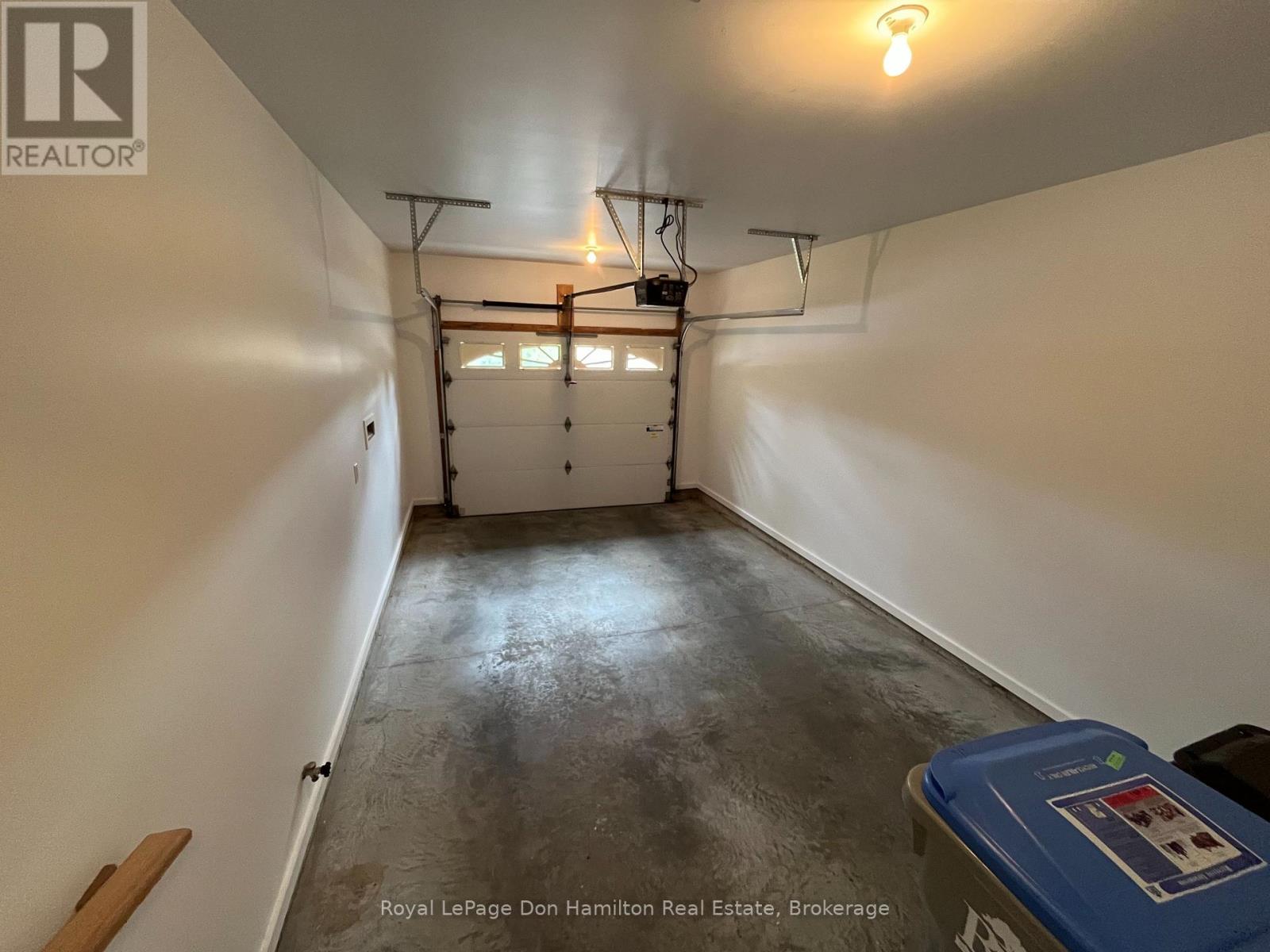 410 Danby Street E, North Perth, Ontario  N4W 0A8 - Photo 8 - X12102645