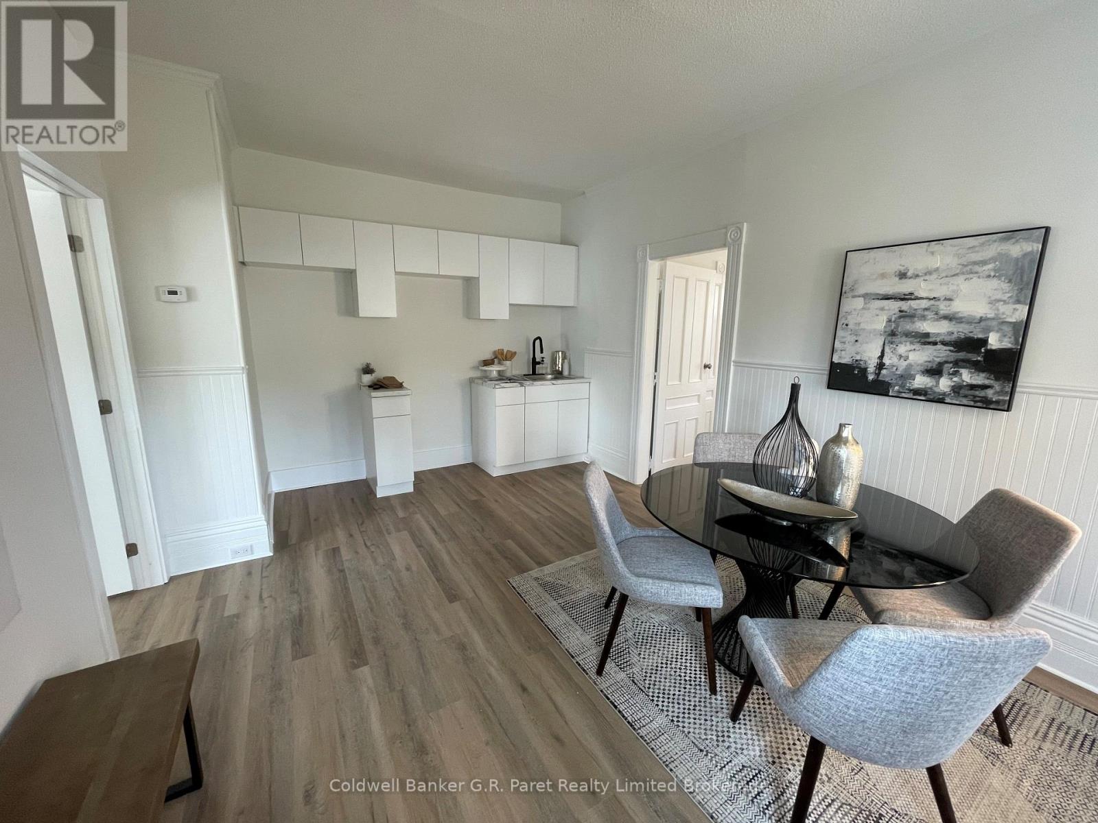 Unit B - 89 Church Street W, Norfolk (Delhi), Ontario  N4B 1V9 - Photo 3 - X12244480