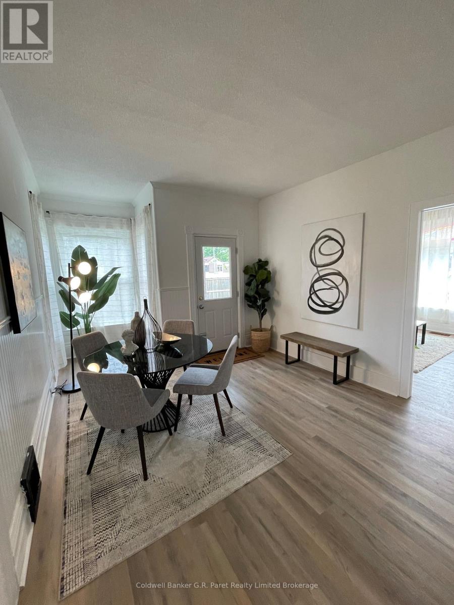 Unit B - 89 Church Street W, Norfolk (Delhi), Ontario  N4B 1V9 - Photo 4 - X12244480