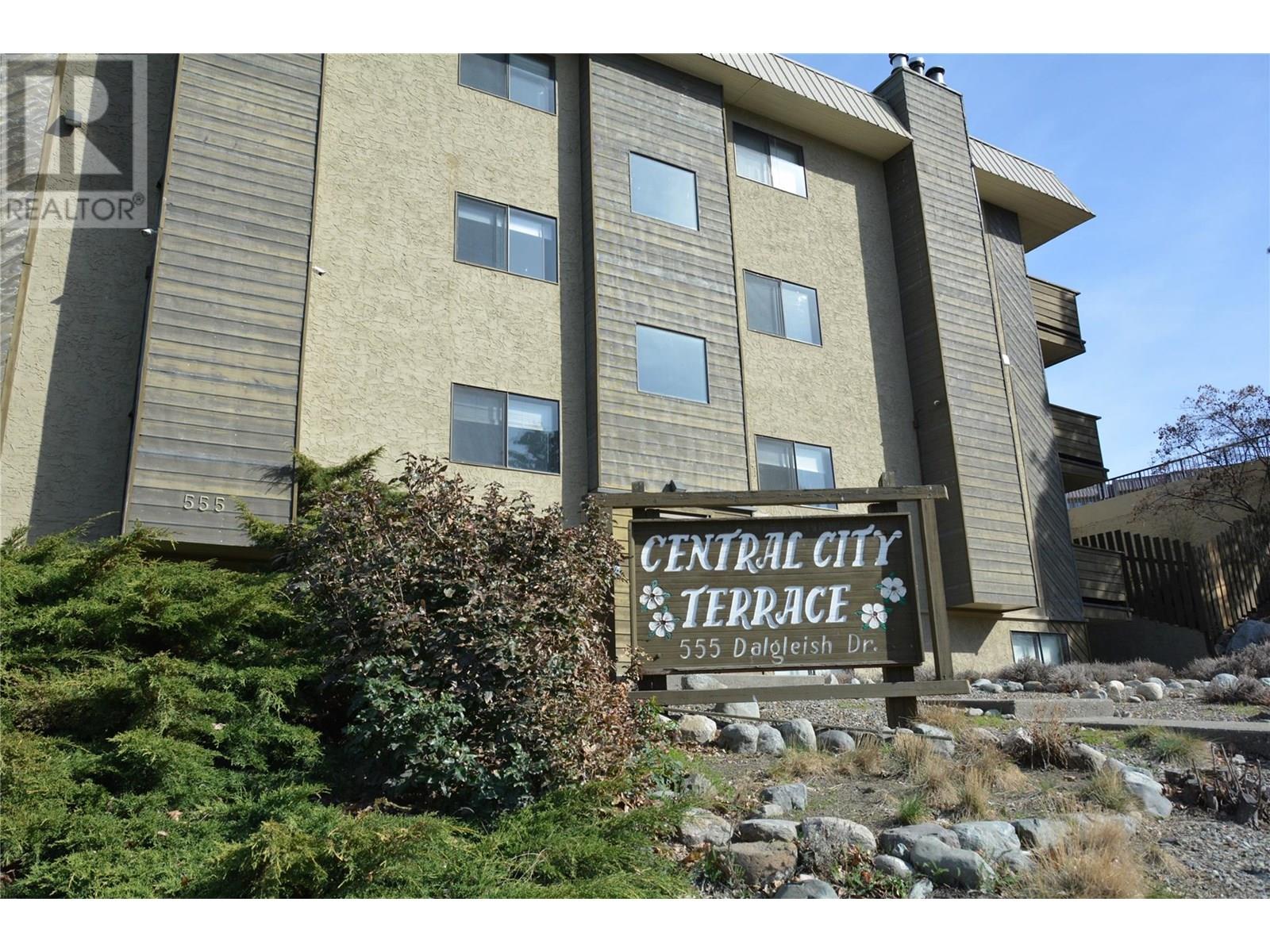 555 DALGLEISH Drive Unit# 401, kamloops, British Columbia V2C6C7
