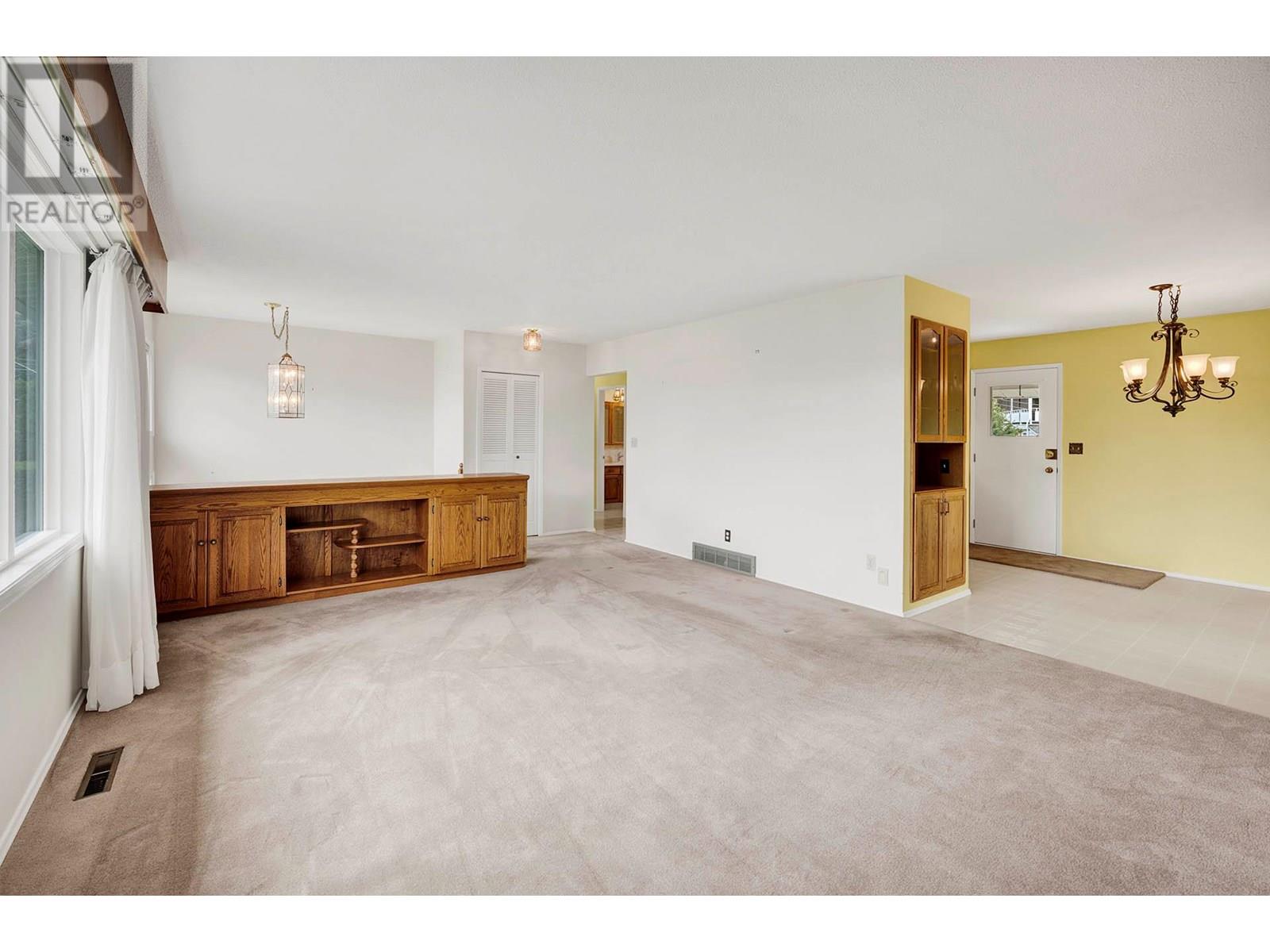 Property at 850 Sicamore Drive image 1