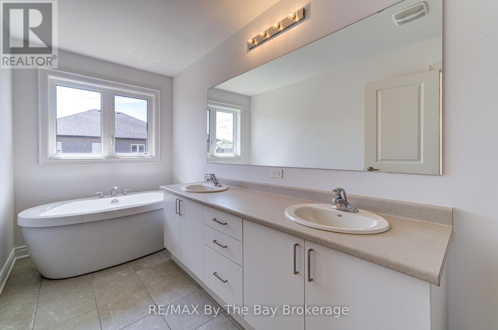 2 Autumn Drive, Wasaga Beach, Ontario  L9Z 0K7 - Photo 40 - S12244504