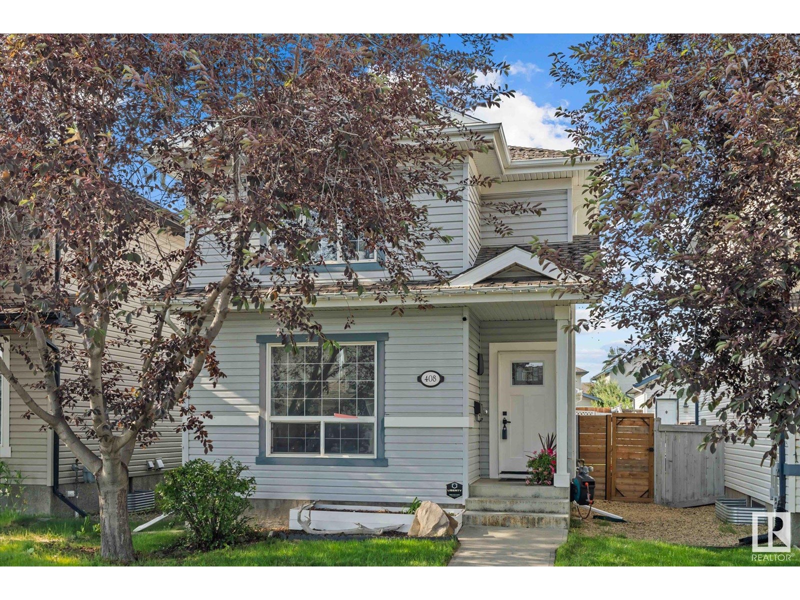 Property at 408 GIBB WD NW image 1