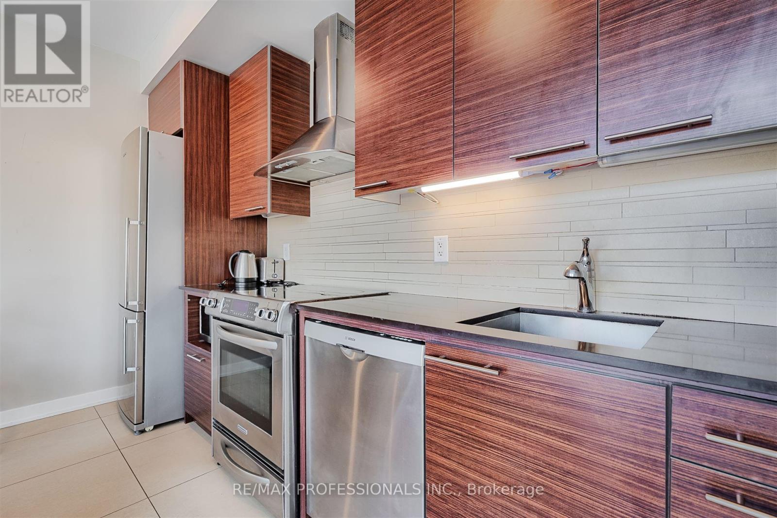 404 - 3 Market Street, Toronto (Waterfront Communities), Ontario  M5E 0A3 - Photo 8 - C12244540